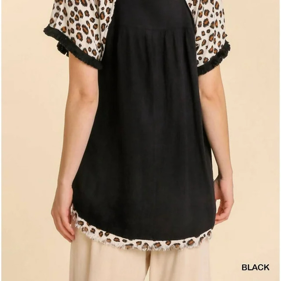 Umgee Shirt Womens Small Black Leopard Print Bell Sleeve Layered Oversized Tunic - Picture 6 of 7